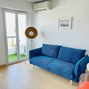 Comfortable Sea View Apartment
